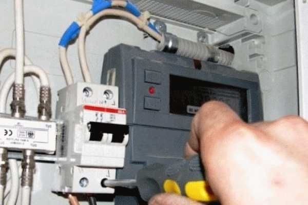 Как сделать чтобы счетчик электроэнергии меньше мотал